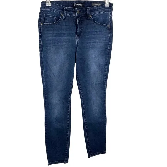 MiracleBody Faith Ankle Jeans Size 8 - Picture 2 of 5